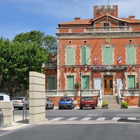 City House Appartements Entraigues-sur-la-Sorgue Bagian luar foto