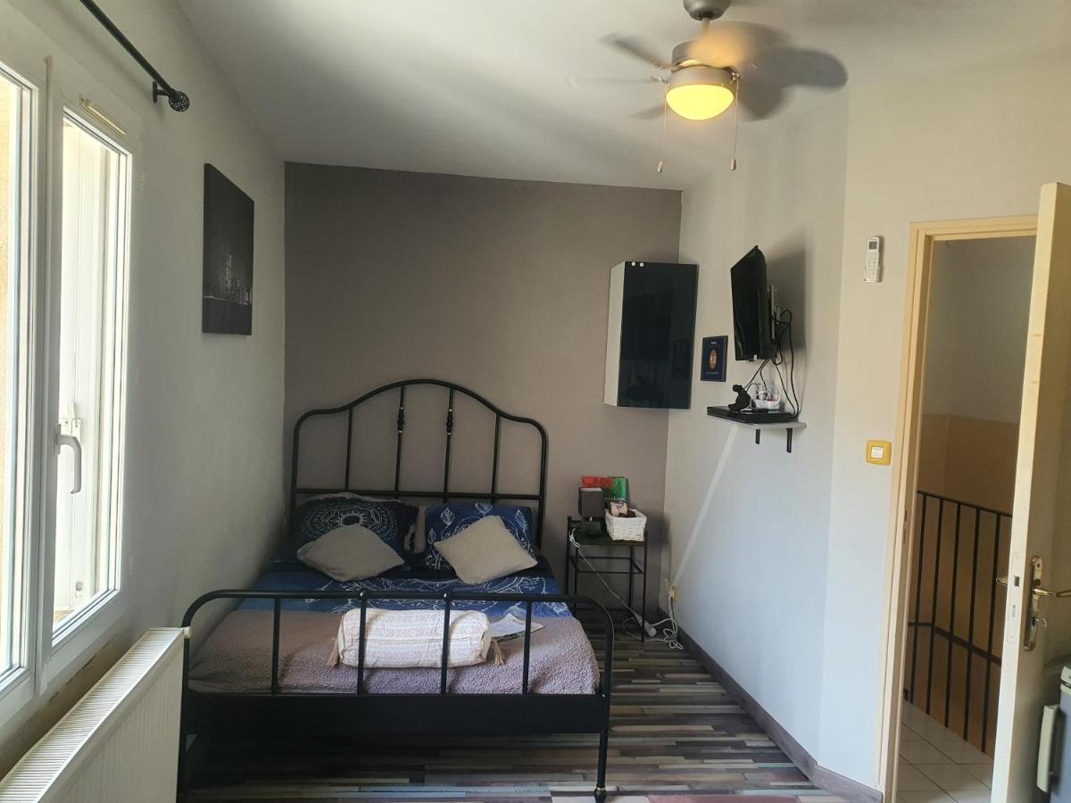City House Appartements Entraigues-sur-la-Sorgue Bagian luar foto