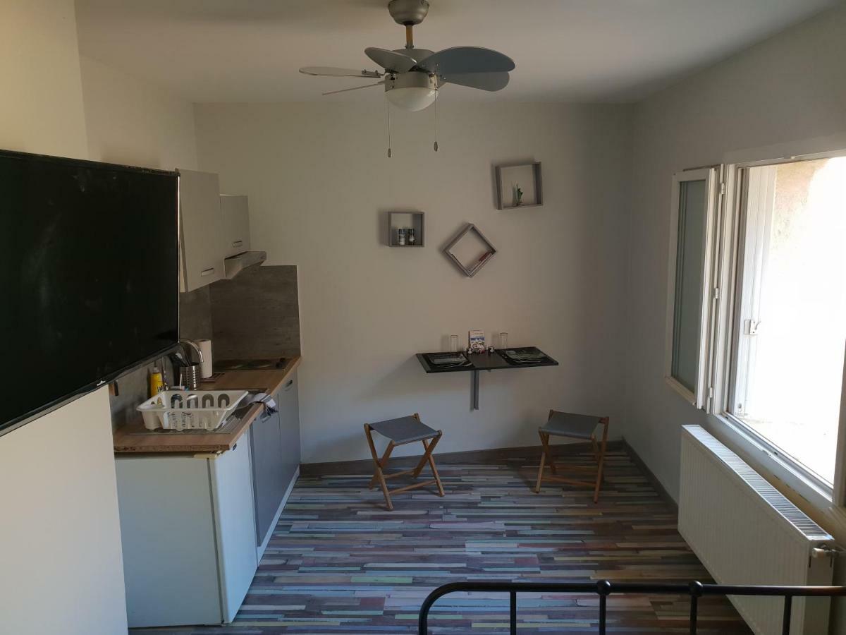 City House Appartements Entraigues-sur-la-Sorgue Bagian luar foto