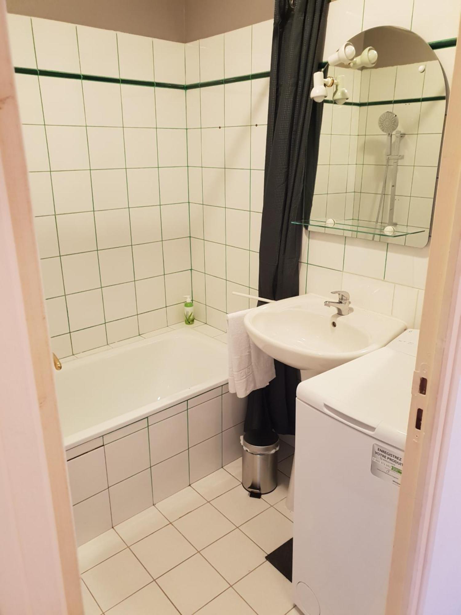 City House Appartements Entraigues-sur-la-Sorgue Bagian luar foto