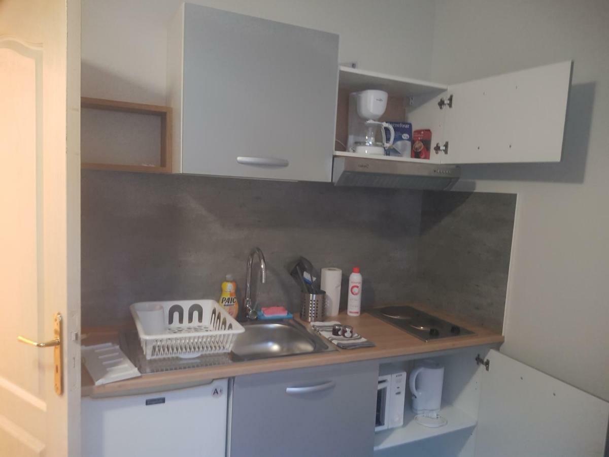 City House Appartements Entraigues-sur-la-Sorgue Bagian luar foto